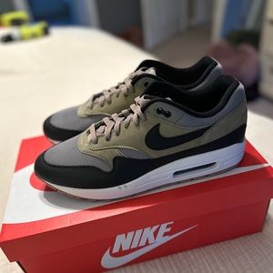Nike Air Max 1 SC “Dark Stucco”